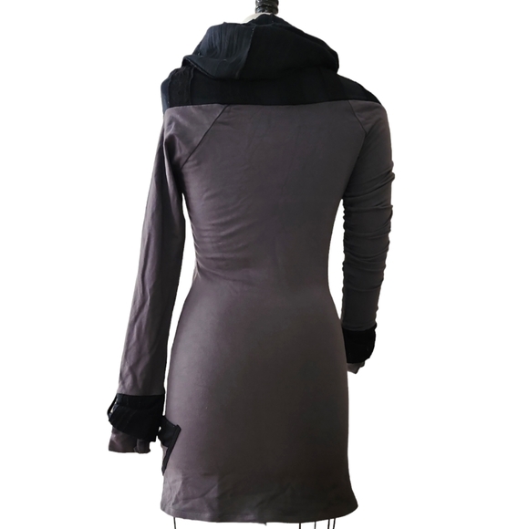 Kollontai Blue Gray Tunic with Large Cowl Neck and Side Pocket - Picture 2 of 6